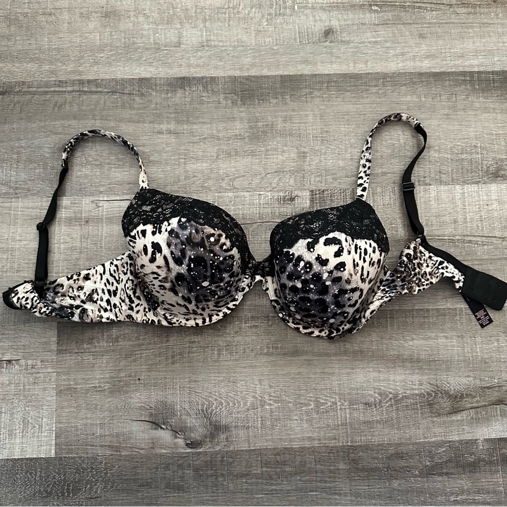 VS Lined Perfect Coverage Bra 34D Leopard Print & Lace